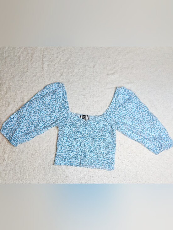Audrey 3+1 Tops - Audrey 3+1 blue/white floral top